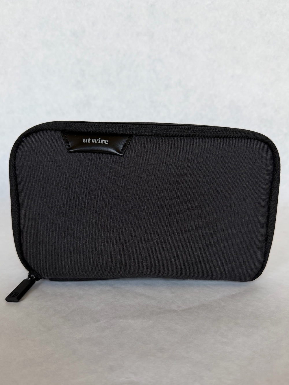 UT Wire Pocket for Travel Tech Cable Organizer Black Travel Case